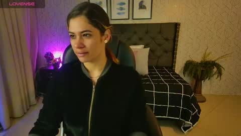 Snapshot of sussy__stone chatting on 12.02.24 online show from 12.02.24