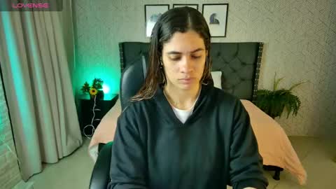 Snapshot of sussy__stone chatting on 01.10.25 online show from 01.10.25