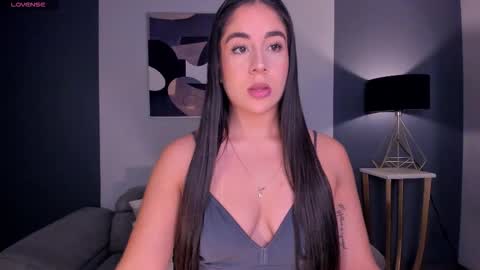 Snapshot of sussybell_ chatting on 09.14.25 Sussy Bell online show from 09.14.25