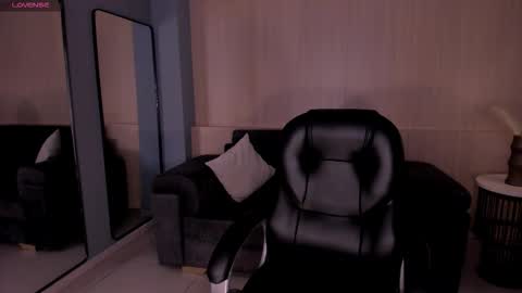 Snapshot of sussybell_ chatting on 02.11.26 Sussy Bell online show from 02.11.26