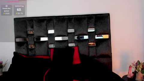 Snapshot of sussysunny_ chatting on 11.03.25 Sussy Sunny online show from 11.03.25