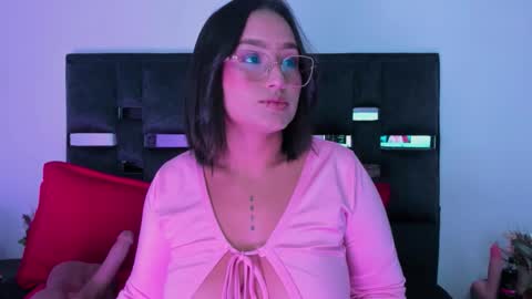 Snapshot of sussysunny_ chatting on 01.14.26 Sussy Sunny online show from 01.14.26