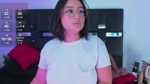 Snapshot of sussysunny_ chatting on 02.18.26 Sussy Sunny online show from 02.18.26