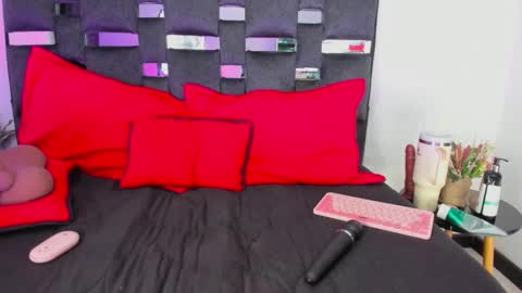 Snapshot of sussysunny_ chatting on 02.25.26 Sussy Sunny online show from 02.25.26