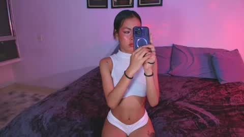 Snapshot of susy_rosse777 chatting on 05.19.26 Susy online show from 05.19.26