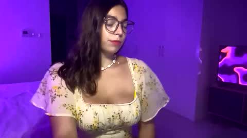 susyli online show from 10.17.25