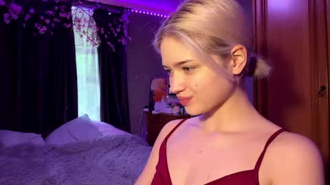 Snapshot of suzannabarmes chatting on 05.18.26 Stacy online show from 05.18.26