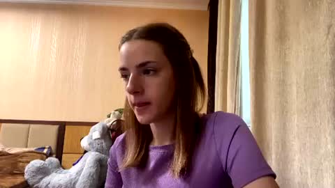 Snapshot of suzannetigerino chatting on 07.15.26 Emila online show from 07.15.26