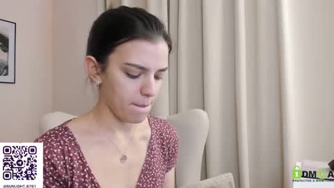 Snapshot of suzyjames chatting on 12.29.24 Suzy next stream Thursday Friday Saturday online show from 12.29.24