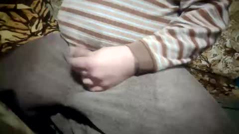 Snapshot of svetlio85 chatting on 02.23.25 Svetlio online show from 02.23.25