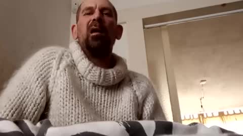 Snapshot of sweaterboy666 chatting on 03.17.26 sweaterboy666 online show from 03.17.26