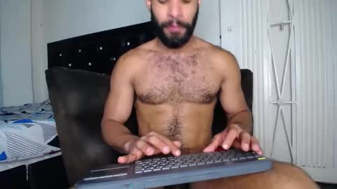 Snapshot of sweatyhairypig1 chatting on 01.24.25 joel bliss online show from 01.24.25