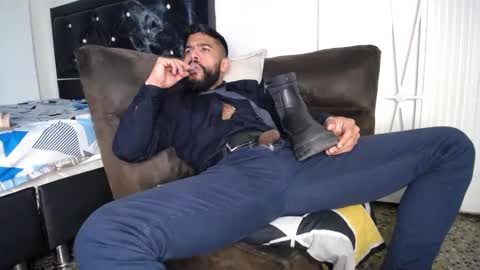 Snapshot of sweatyhairypig1 chatting on 01.29.25 joel bliss online show from 01.29.25