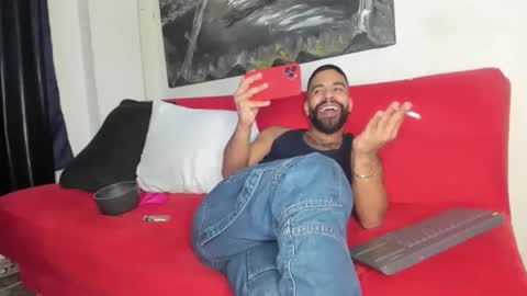 Snapshot of sweatyhairypig1 chatting on 09.13.25 joel bliss online show from 09.13.25