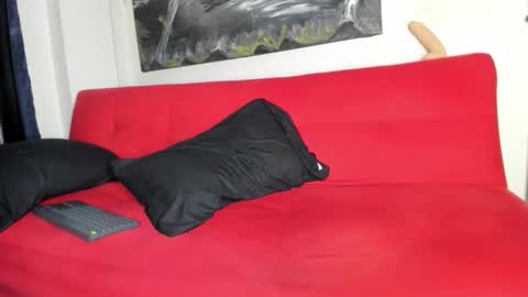 Snapshot of sweatyhairypig1 chatting on 12.14.25 joel bliss online show from 12.14.25