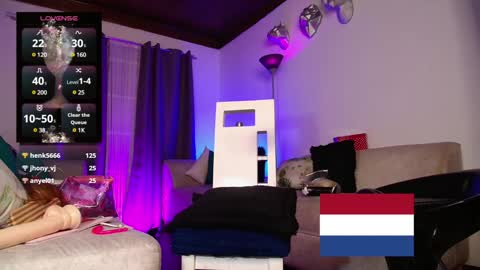 sweet01_ online show from 01.23.25