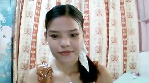 Snapshot of sweet01pinay chatting on 05.08.26 sweet01pinay online show from 05.08.26