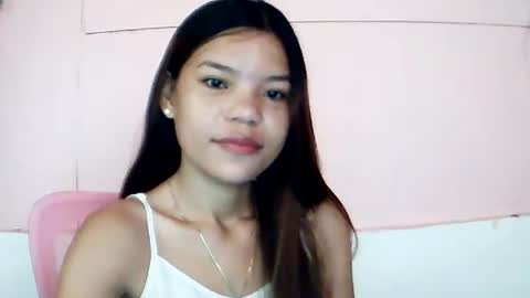Snapshot of sweet01pinay chatting on 06.17.26 sweet01pinay online show from 06.17.26