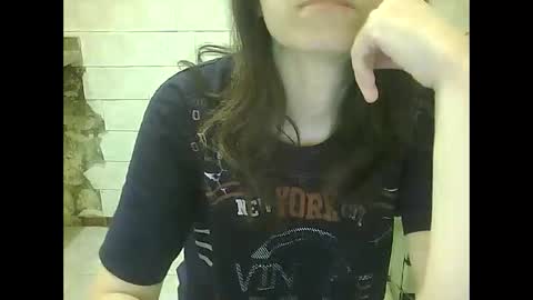 Snapshot of sweet4y0u chatting on 04.25.26 sweet4y0u online show from 04.25.26