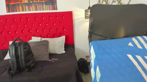 Snapshot of sweet__mature chatting on 09.28.25 Carolina online show from 09.28.25