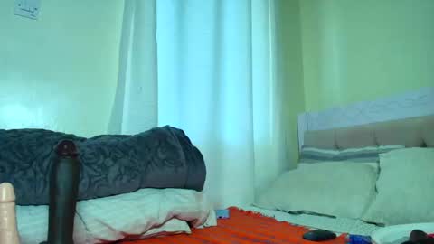 pixiee online show from 04.08.26