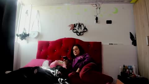 Snapshot of sweet__suck69bitch chatting on 01.04.25 sweet__suck69bitch online show from 01.04.25