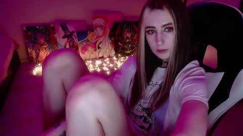 Snapshot of sweet_alica15 chatting on 04.26.26 Alice online show from 04.26.26