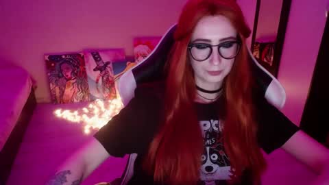 Snapshot of sweet_alica15 chatting on 05.16.26 Alice online show from 05.16.26