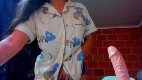 sweet and hot alaia online show from 02.04.26