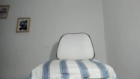 Snapshot of sweet_angelicaxxx chatting on 04.30.26 sweet_angelicaxxx online show from 04.30.26