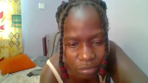 Snapshot of sweet_arianna_ chatting on 02.15.25 timaya online show from 02.15.25