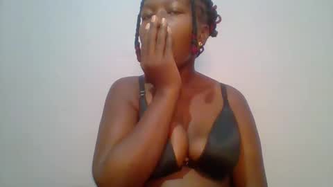 Snapshot of sweet_arianna_ chatting on 02.20.25 timaya online show from 02.20.25