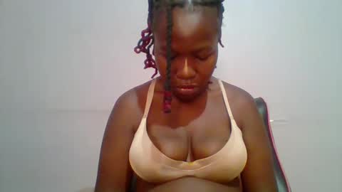 Snapshot of sweet_arianna_ chatting on 03.05.25 timaya online show from 03.05.25