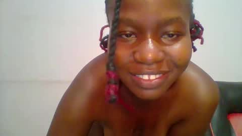 Snapshot of sweet_arianna_ chatting on 03.07.25 timaya online show from 03.07.25