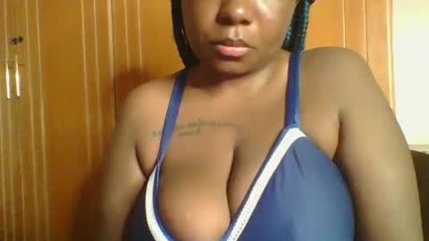 Snapshot of sweet_arianna_ chatting on 09.15.25 timaya online show from 09.15.25