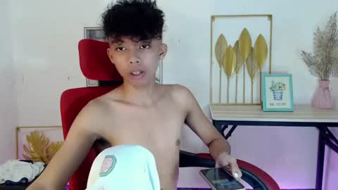 Snapshot of sweet_axcel143 chatting on 07.29.26 AXCEL online show from 07.29.26