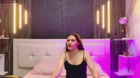 Snapshot of sweet_babe__ chatting on 02.28.26 Violet online show from 02.28.26