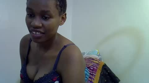 Snapshot of sweet_brown9 chatting on 10.10.25 sweet_brown9 online show from 10.10.25