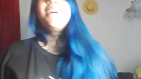 Snapshot of sweet_bubblee chatting on 09.30.25 Bubbles online show from 09.30.25