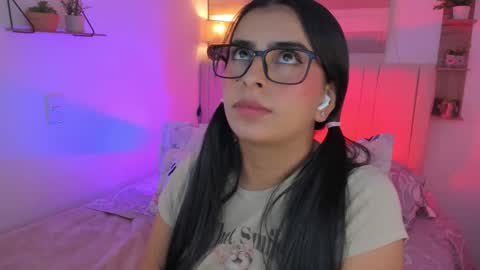 Snapshot of sweet_deepthroat chatting on 09.26.25 sweet_deepthroat online show from 09.26.25