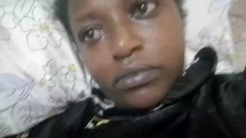 Snapshot of sweet_ebony001 chatting on 04.23.26 sweet_ebony001 online show from 04.23.26
