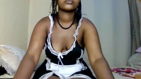 Snapshot of sweet_ebony001 chatting on 04.30.26 sweet_ebony001 online show from 04.30.26