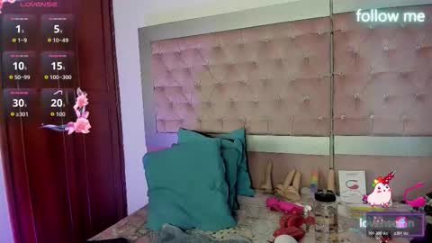  emmili  online show from 03.25.26