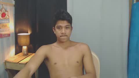 sweet_guyxx online show from 01.07.25