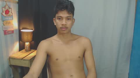sweet_guyxx online show from 01.27.25