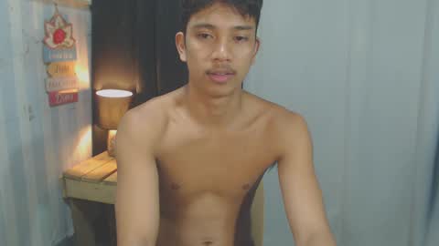 sweet_guyxx online show from 02.03.25