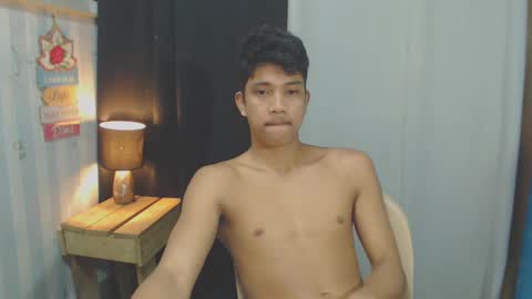 sweet_guyxx online show from 02.10.25