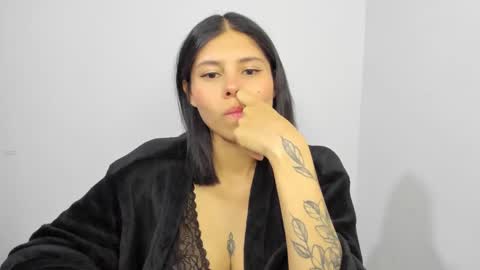 Snapshot of sweet_hann chatting on 01.27.25 Hanna online show from 01.27.25