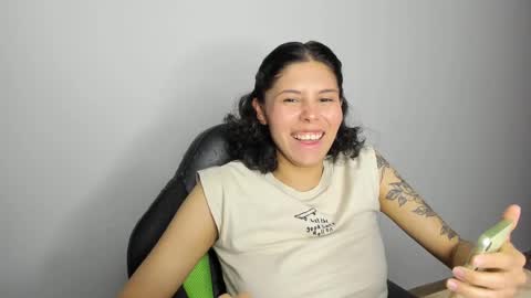 Snapshot of sweet_hann chatting on 02.18.25 Hanna online show from 02.18.25