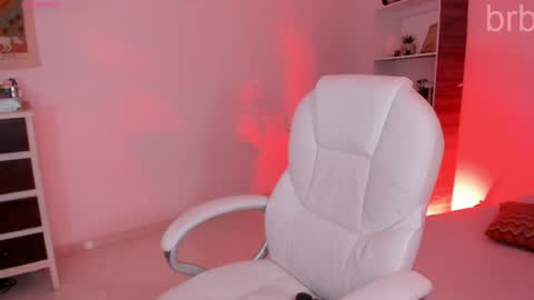 Snapshot of sweet_kalisa chatting on 01.31.25 Call me Kali  online show from 01.31.25